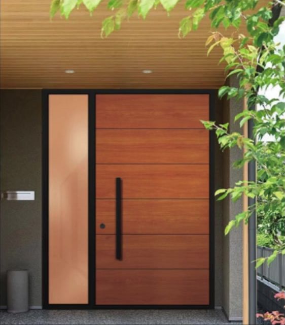 Timber pivot entry door with sidelight